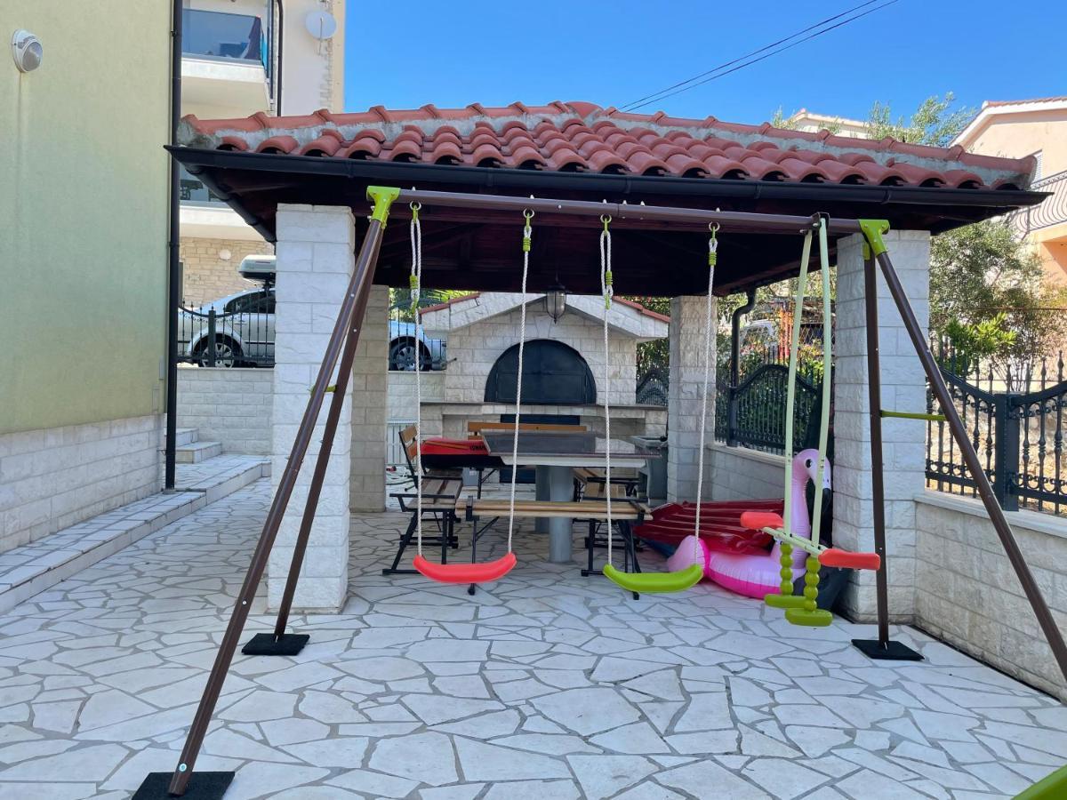 Apartment Antonija โรกอซนิซา ภายนอก รูปภาพ