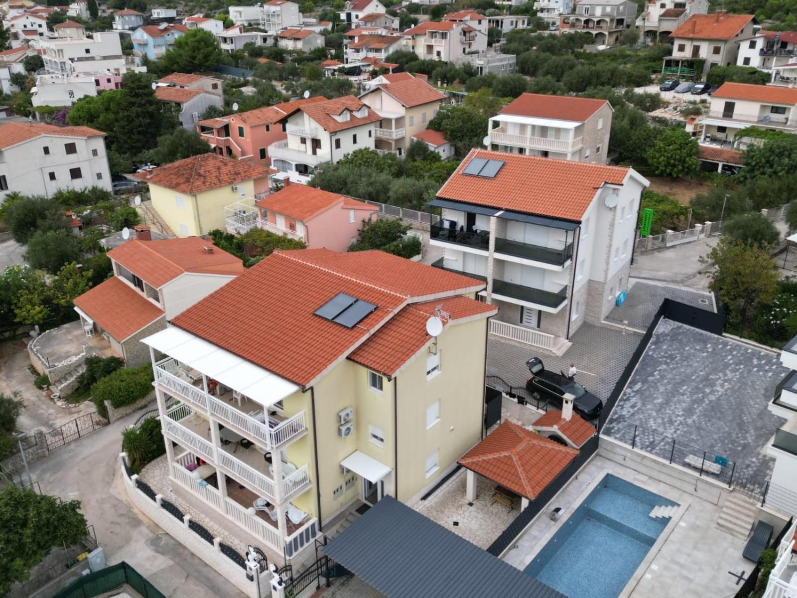 Apartment Antonija โรกอซนิซา ภายนอก รูปภาพ