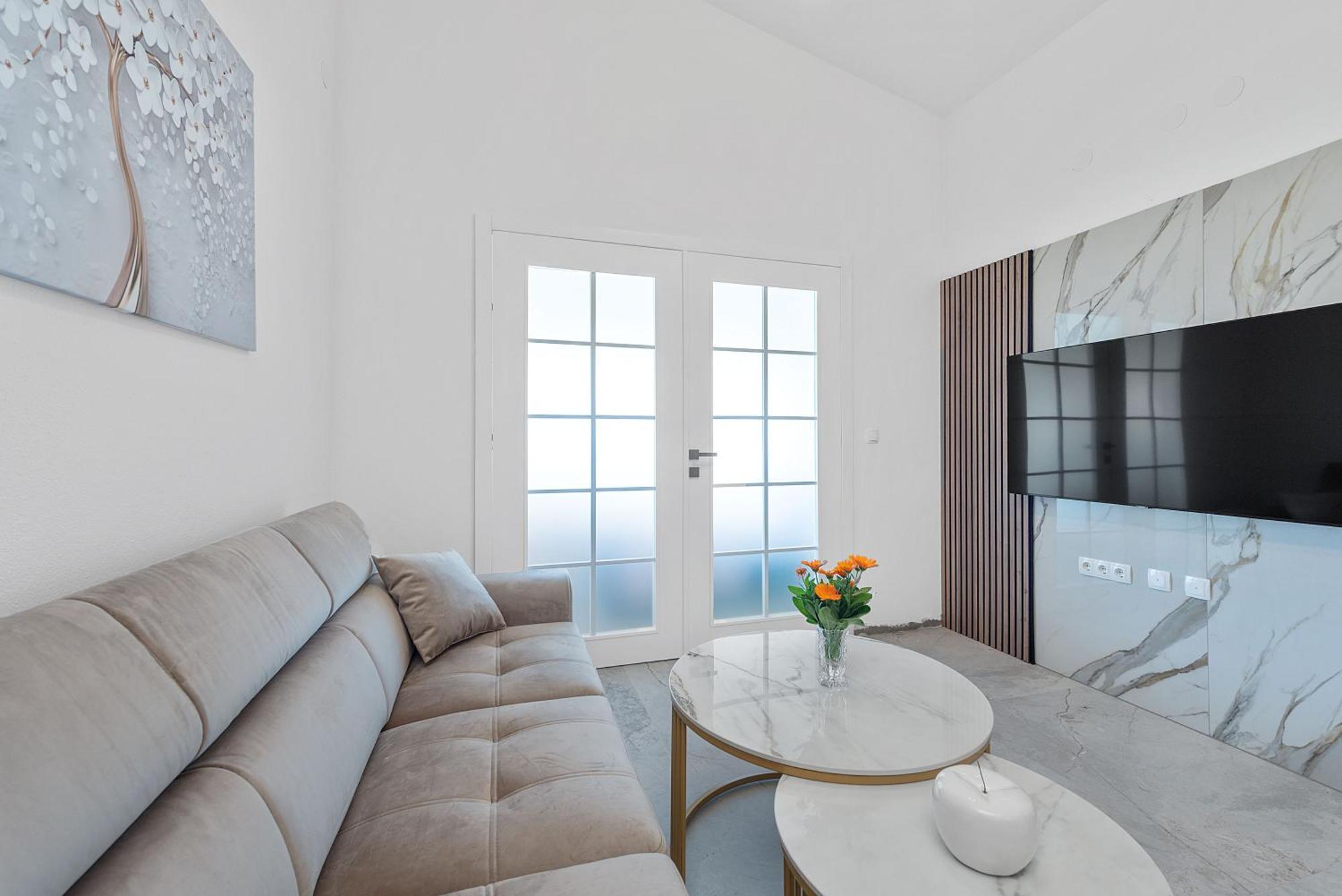 Apartment Antonija โรกอซนิซา ภายนอก รูปภาพ