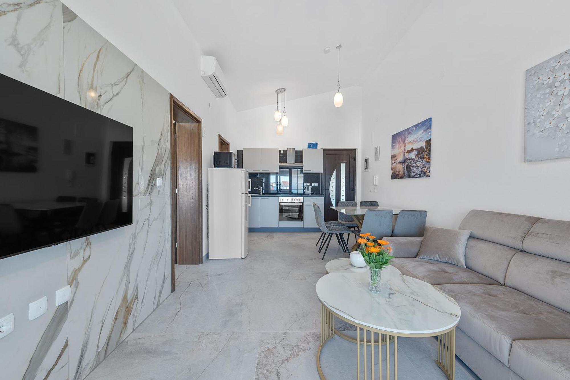Apartment Antonija โรกอซนิซา ภายนอก รูปภาพ