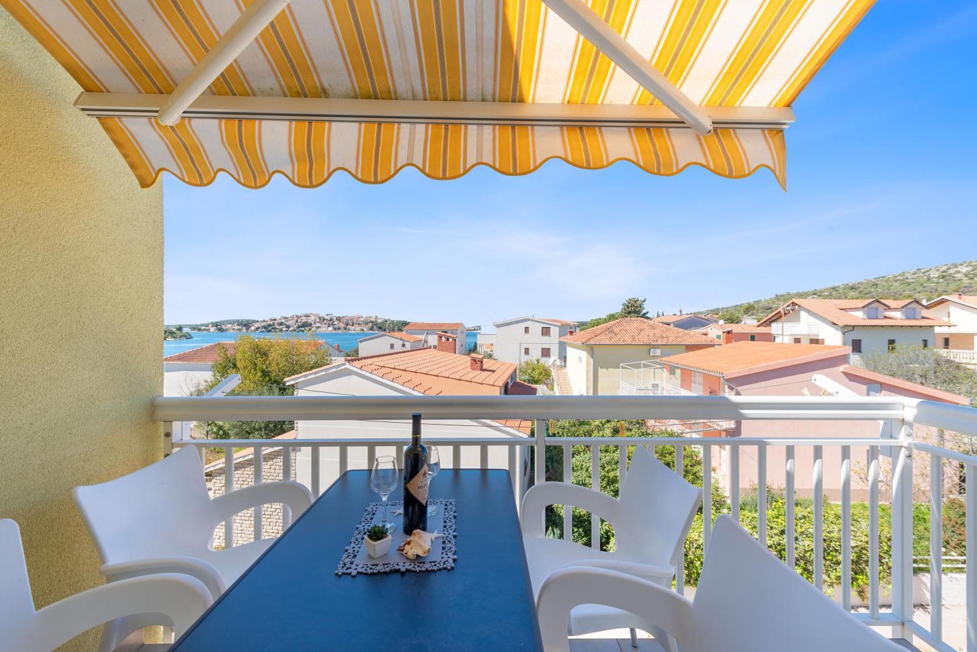 Apartment Antonija โรกอซนิซา ภายนอก รูปภาพ