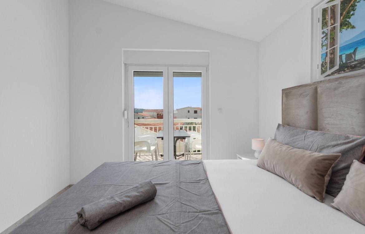Apartment Antonija โรกอซนิซา ภายนอก รูปภาพ