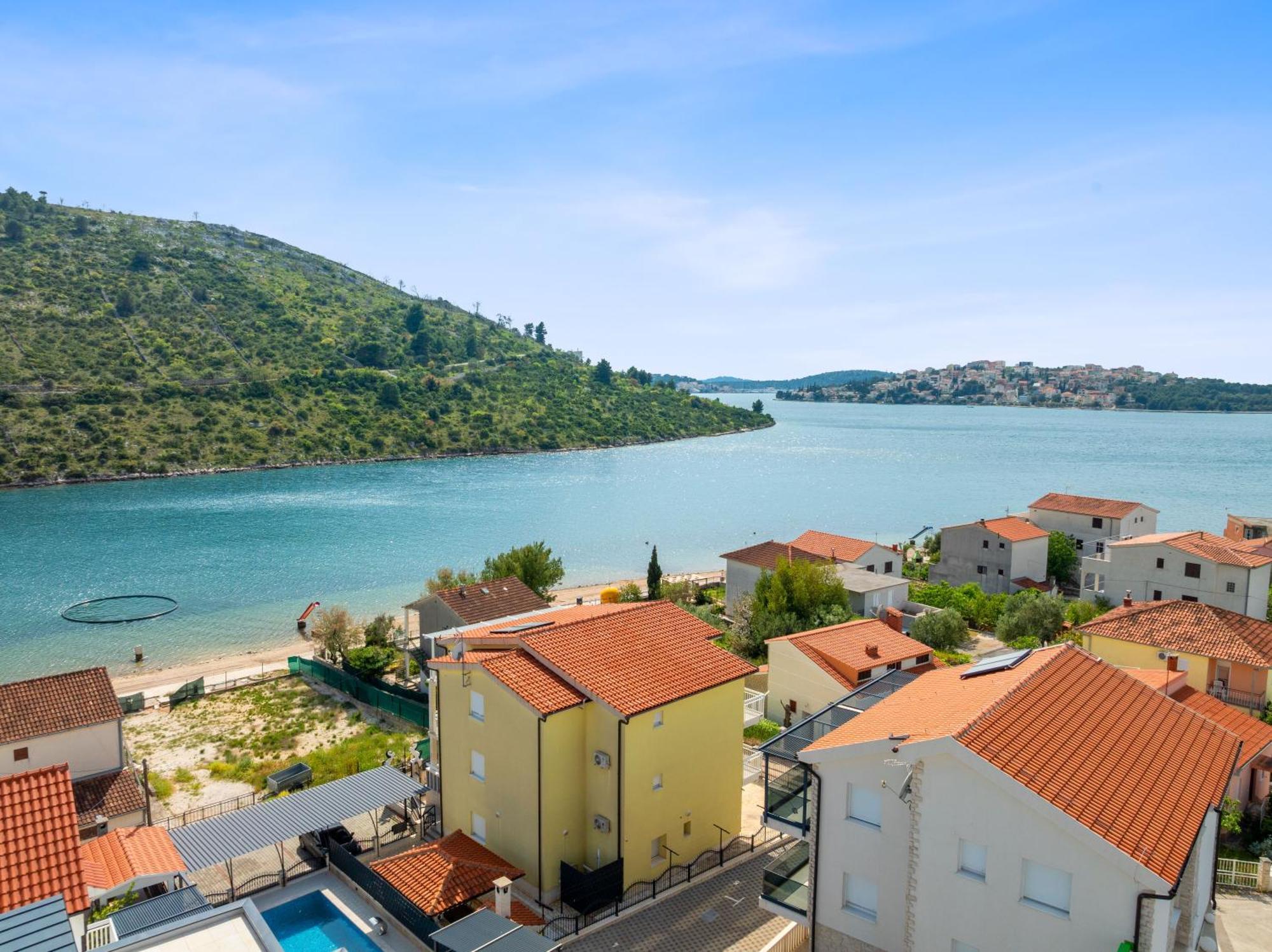 Apartment Antonija โรกอซนิซา ภายนอก รูปภาพ